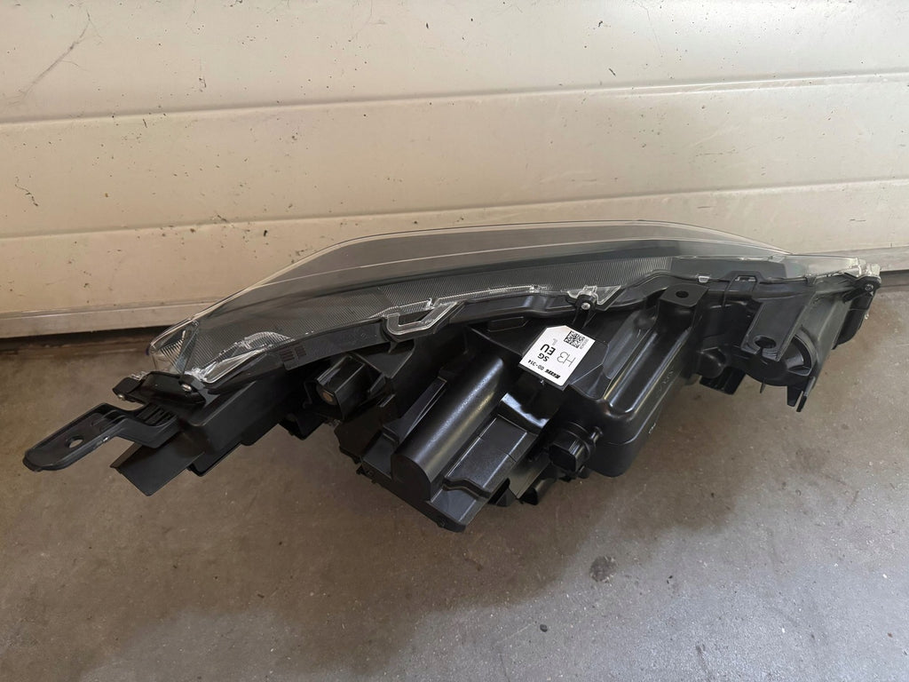 Frontscheinwerfer Toyota Yaris Cross LED Links Scheinwerfer Headlight SCH8159181924ri