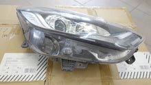 Load image into Gallery viewer, Frontscheinwerfer Ford Galaxy 90076298 EM2B-13W029-GE Xenon Rechts Headlight