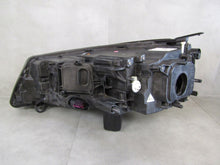 Laden Sie das Bild in den Galerie-Viewer, Frontscheinwerfer VW Touareg 7P1941032 Xenon Rechts Scheinwerfer Headlight SCH1210066388lv