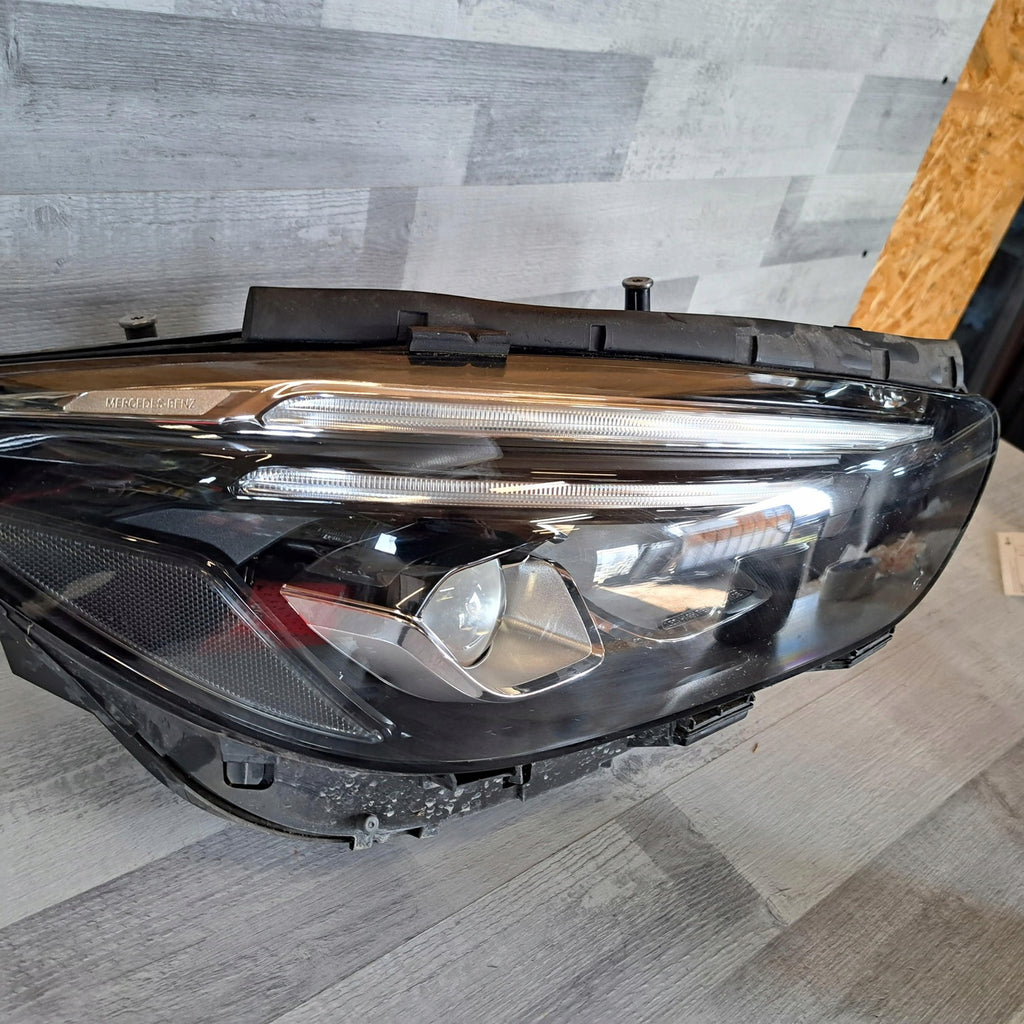 Frontscheinwerfer Mercedes-Benz W247 2479062603 LED Rechts Headlight