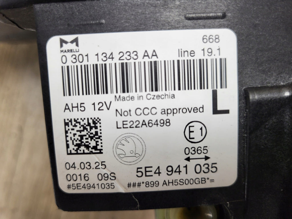 Frontscheinwerfer Skoda Octavia IV 5E4941035 992941572AH Full LED Links SCH9599464417ys