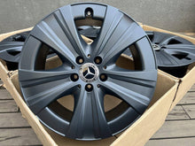 Load image into Gallery viewer, 4x Alufelge 18 Zoll 8.0" 5x112 43ET Glanz Graphit A2134013700 Mercedes-Benz FEL1594066223rw