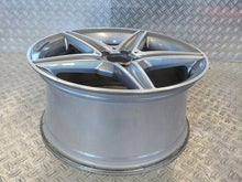 Laden Sie das Bild in den Galerie-Viewer, 1x Alufelge 18 Zoll 8.5&quot; 5x112 A2054011200 Mercedes-Benz W205 Rim Wheel