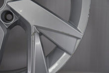 Load image into Gallery viewer, 1x Alufelge 18 Zoll 7.0" 5x112 43ET Glanz Silber 5NN601025P VW Rim Wheel FEL3522267782zh