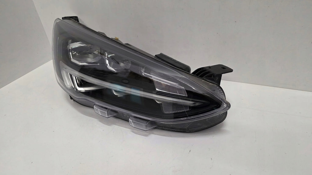 Frontscheinwerfer Ford Focus MX7B-13E014-ED LED Rechts Scheinwerfer Headlight SCH8900892256cp