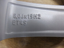 Laden Sie das Bild in den Galerie-Viewer, 1x Alufelge 19 Zoll 8.0&quot; 5x112 45ET 5LA601025 Skoda Kodiaq Rim Wheel