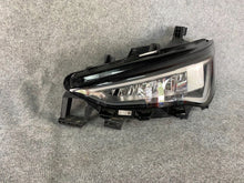 Laden Sie das Bild in den Galerie-Viewer, Frontscheinwerfer Cupra Born 00218556-13 LED Rechts Scheinwerfer Headlight SCH2725170753cj