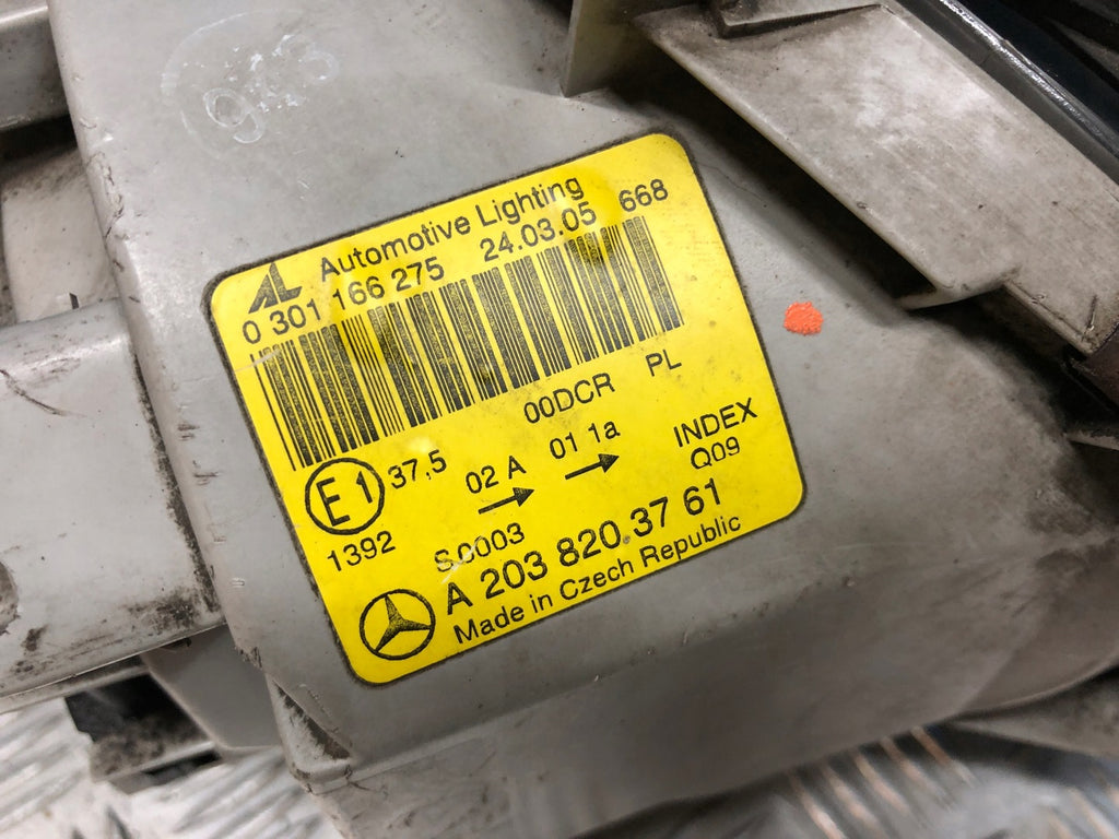 Frontscheinwerfer Mercedes-Benz W203 A2038203761 Xenon Links Headlight SCH1550563159nb