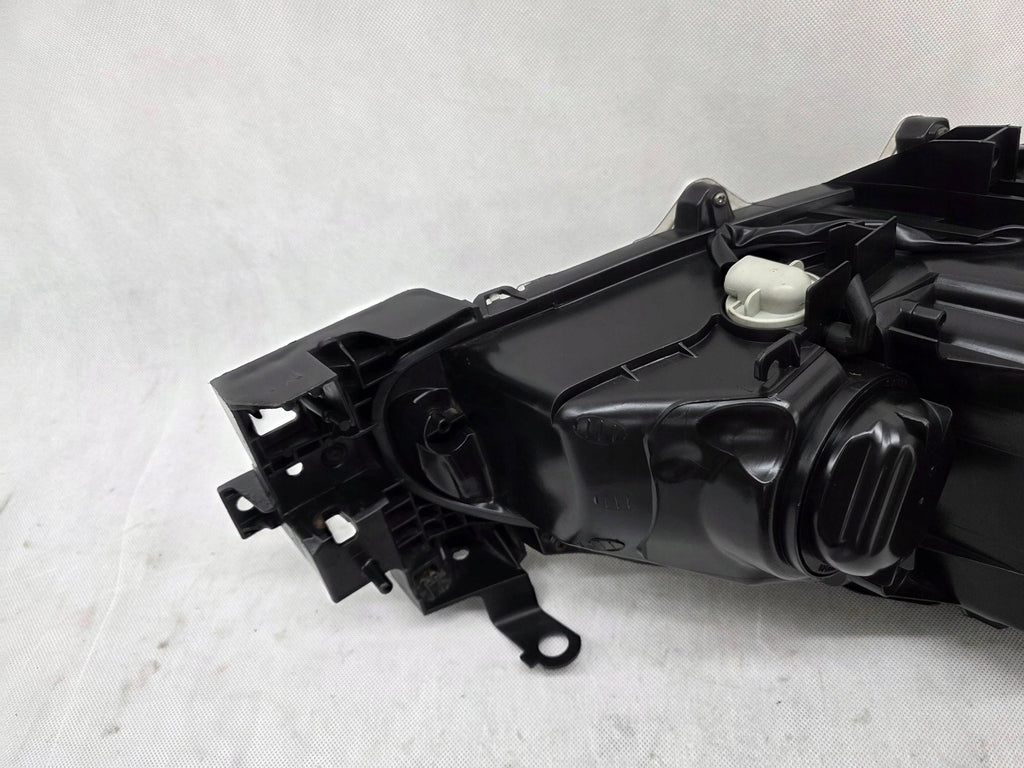 Frontscheinwerfer Mazda III B45A-51040 Links Scheinwerfer Headlight