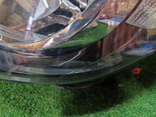 Laden Sie das Bild in den Galerie-Viewer, Frontscheinwerfer Opel Meriva B 13372335 Links Scheinwerfer Headlight SCH9293068431kz