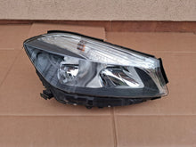 Laden Sie das Bild in den Galerie-Viewer, Frontscheinwerfer Mercedes-Benz W176 A1768203861KZ Rechts Scheinwerfer Headlight SCH9174687302pu