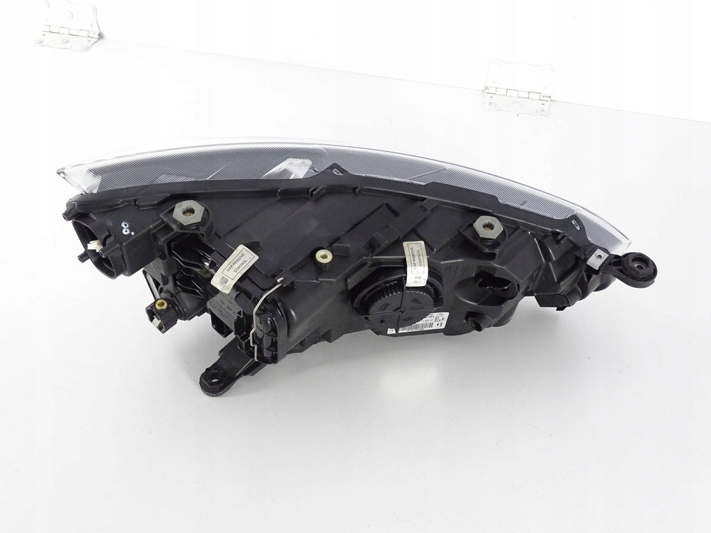 Frontscheinwerfer Seat I Ibiza V 6F1941015B Ein Stück (Rechts oder Links)