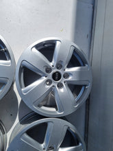 Laden Sie das Bild in den Galerie-Viewer, 4x Alufelge 16 Zoll 7.0" 5x112 41ET Glanz Silber 6856029 Mini Clubman F54 I FEL9014716511fg