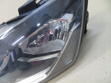 Load image into Gallery viewer, Frontscheinwerfer VW Polo 6C1941005 Links Scheinwerfer Headlight