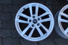 Load image into Gallery viewer, 4x Alufelge 17 Zoll 6.5" 5x112 43ET Glanz Silber 8Y0601025L Audi A3 Rim Wheel FEL2458177779kv