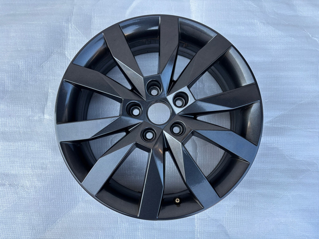 1x Alufelge 17 Zoll 6.0" 5x112 48ET Glanz Silber 5E0601025N Skoda Octavia Iii FEL1783336601hk