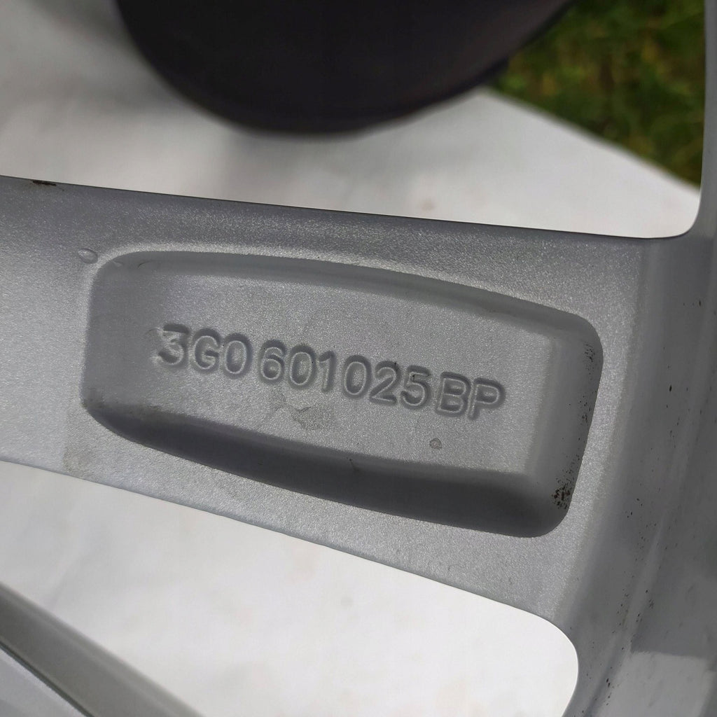 1x Alufelge 17 Zoll 7.0" 5x112 40ET Glanz Silber 3G0601025BP VW Passat B8 Beetle FEL3565813915xy