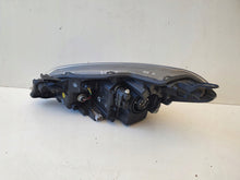 Laden Sie das Bild in den Galerie-Viewer, Frontscheinwerfer Toyota Yaris LED Rechts Scheinwerfer Headlight