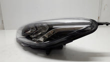 Laden Sie das Bild in den Galerie-Viewer, Frontscheinwerfer Ford Fiesta H1BB-13W030-AE Halogen Links Headlight