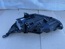 Load image into Gallery viewer, Frontscheinwerfer Hyundai I30 III 92102-G4100 Full LED Rechts Headlight SCH9115953314vg