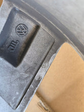 Load image into Gallery viewer, 1x Alufelge 18 Zoll 7.0" 5x112 Glanz 5NN601025P VW Rim Wheel FEL4867627374wj