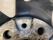 Laden Sie das Bild in den Galerie-Viewer, 1x Alufelge 19 Zoll 5.0&quot; 5x112 6856895 BMW I3 Rim Wheel