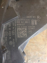 Load image into Gallery viewer, Frontscheinwerfer Audi A3 90104557 Xenon Rechts Scheinwerfer Headlight SCH4121867438ip