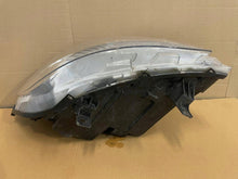Laden Sie das Bild in den Galerie-Viewer, Frontscheinwerfer Mercedes-Benz Sprinter A9109060100 Rechts Headlight SCH2176410109xf
