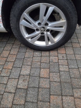 Laden Sie das Bild in den Galerie-Viewer, 1x Alufelge 15 Zoll 6.0" 5x100 38ET Glanz Silber Skoda Fabia Iii Rim Wheel FEL2852154344ef