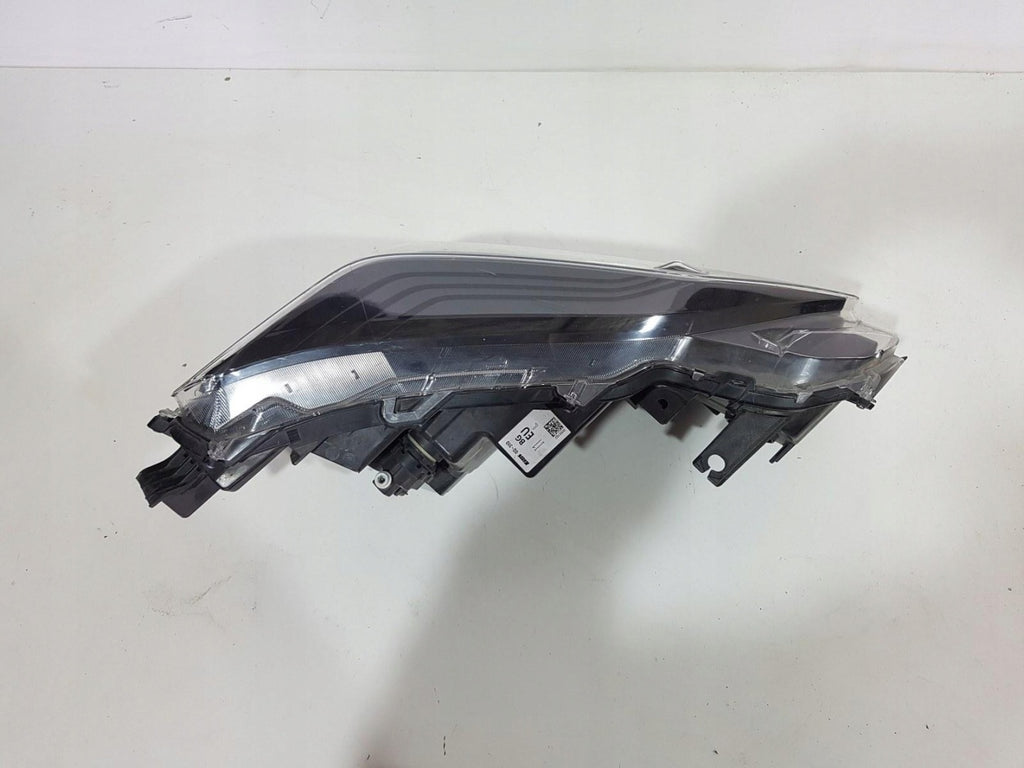 Frontscheinwerfer Toyota Yaris Cross GRG07031928 LED Links Headlight SCH8945886931gd