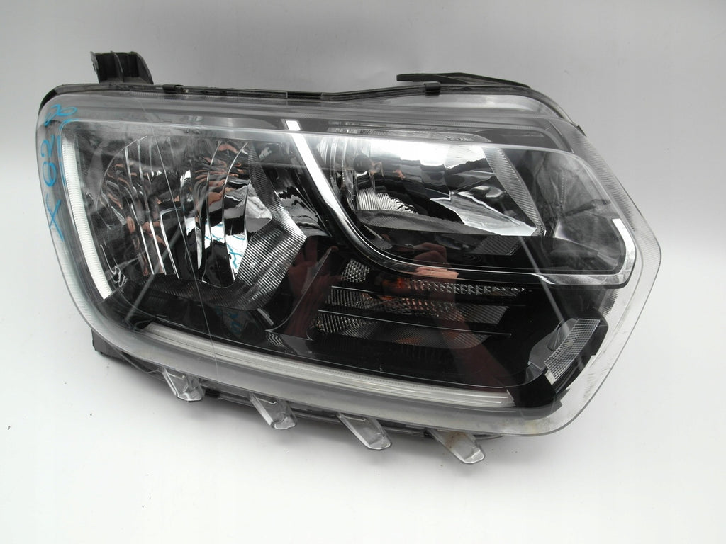 Frontscheinwerfer Dacia Duster 260101133R Rechts Scheinwerfer Headlight