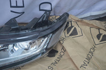 Laden Sie das Bild in den Galerie-Viewer, Frontscheinwerfer Mitsubishi Outlander III ECM921-21A20 4BX158301C8-53 LED Links