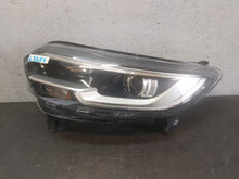 Load image into Gallery viewer, Frontscheinwerfer Renault Kadjar 260605720R LED Links Scheinwerfer Headlight