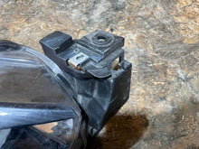 Load image into Gallery viewer, Frontscheinwerfer Mazda 2 Dj D09K-51030 Rechts Scheinwerfer Headlight SCH1541950422kw