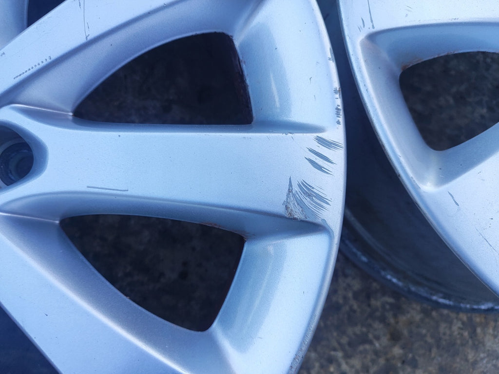 4x Alufelge 17 Zoll 7.0" 5x110 35ET Glanz Silber 13269541 Opel Meriva B FEL7016397900je