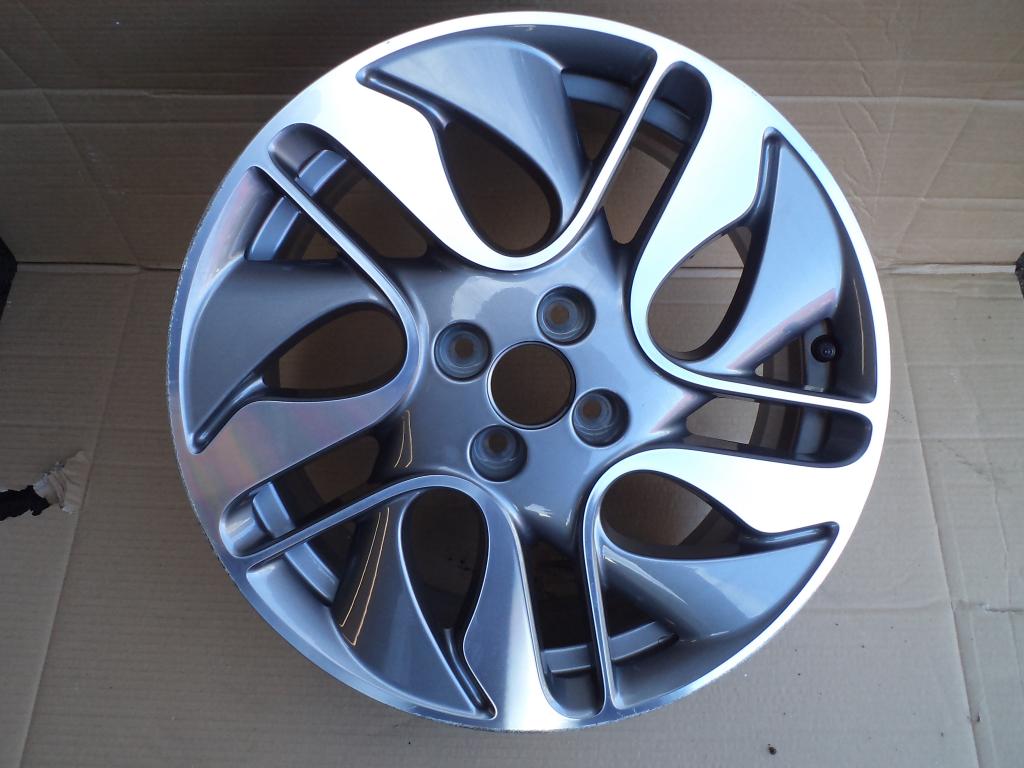 1x Alufelge 17 Zoll 7.0" 4x100 44ET Renault Rim Wheel