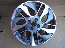 Laden Sie das Bild in den Galerie-Viewer, 1x Alufelge 17 Zoll 7.0&quot; 4x100 44ET Renault Rim Wheel