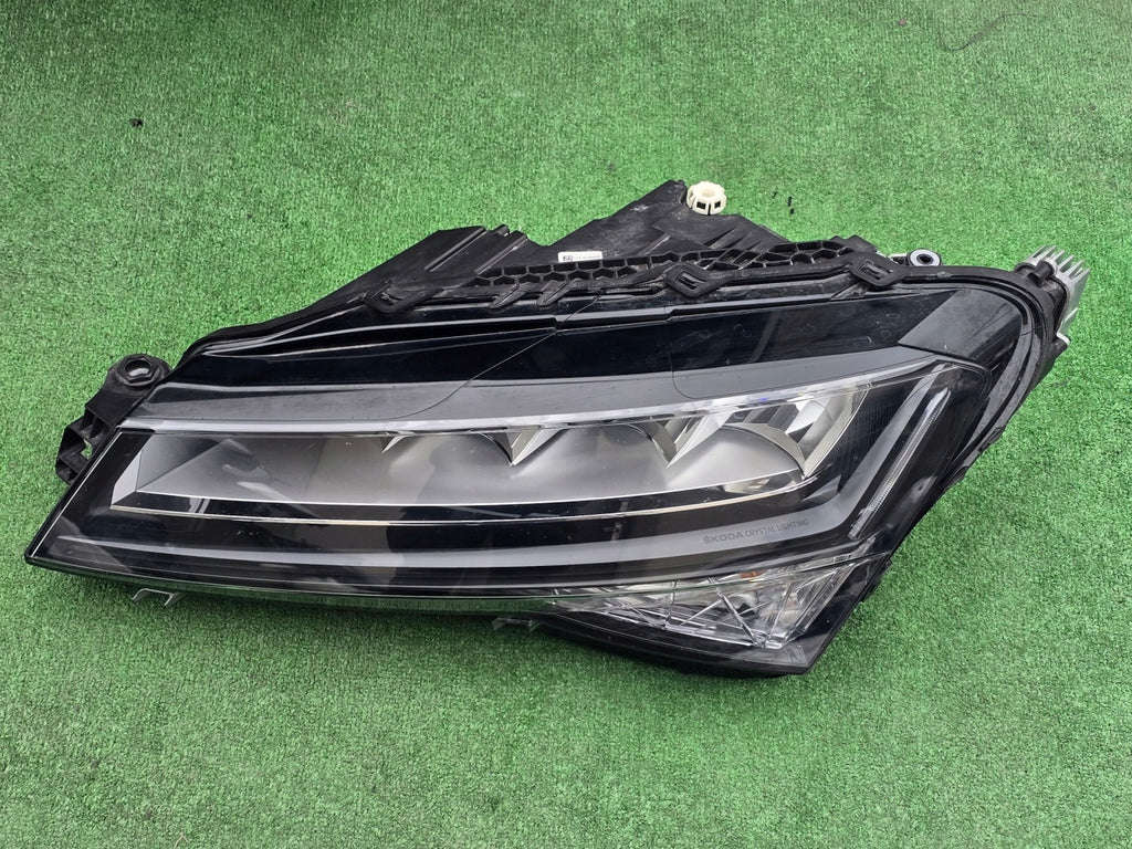 Frontscheinwerfer Skoda Superb III 3V1941015C LED Links Scheinwerfer Headlight SCH1955926114uo