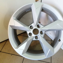 1x Alufelge 19 Zoll 7.5