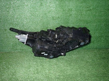Laden Sie das Bild in den Galerie-Viewer, Frontscheinwerfer Opel Crossland X YQ00709680 Links Scheinwerfer Headlight SCH2253649238vu