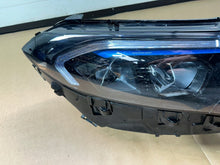 Laden Sie das Bild in den Galerie-Viewer, Frontscheinwerfer Mercedes-Benz Eqa H243 A2439069000 Rechts Headlight