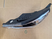 Laden Sie das Bild in den Galerie-Viewer, Frontscheinwerfer Hyundai I30 III G4921-21030 Links Scheinwerfer Headlight SCH2003578694lj