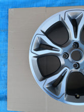 Laden Sie das Bild in den Galerie-Viewer, 1x Alufelge 18 Zoll 7.0" 4x108 47 5ET Glanz Graphit H1JB-1007-E1A Ford Fiesta Mg FEL1928459043qm