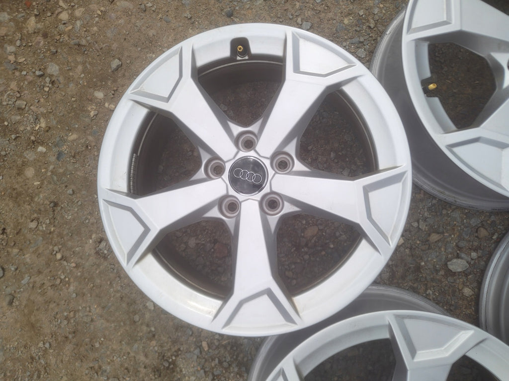 4x Alufelge 17 Zoll 6.5" 5x112 38ET Glanz Schwarz 83A601025 Audi Rim Wheel FEL2341509248nf