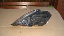 Laden Sie das Bild in den Galerie-Viewer, Frontscheinwerfer Porsche Boxster 987 Cayman 100-17087 Rechts Headlight SCH1447264083wb