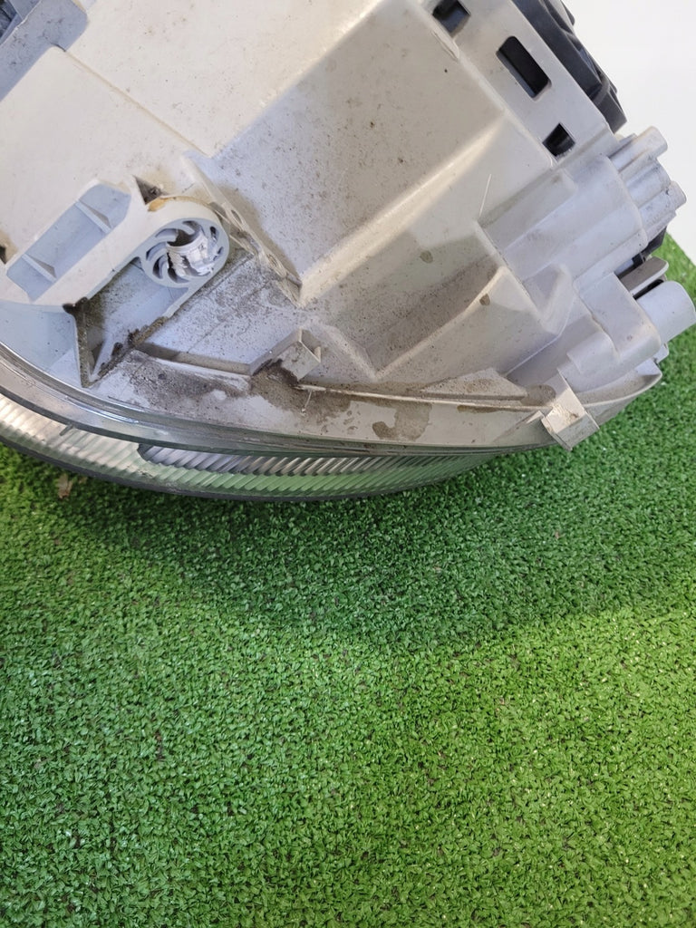 Frontscheinwerfer Mercedes-Benz W203 Rechts Scheinwerfer Headlight SCH6289641540xn