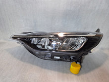Laden Sie das Bild in den Galerie-Viewer, Frontscheinwerfer Ford Custom PZ31-13E015-AD Links Scheinwerfer Headlight SCH4708406162bb