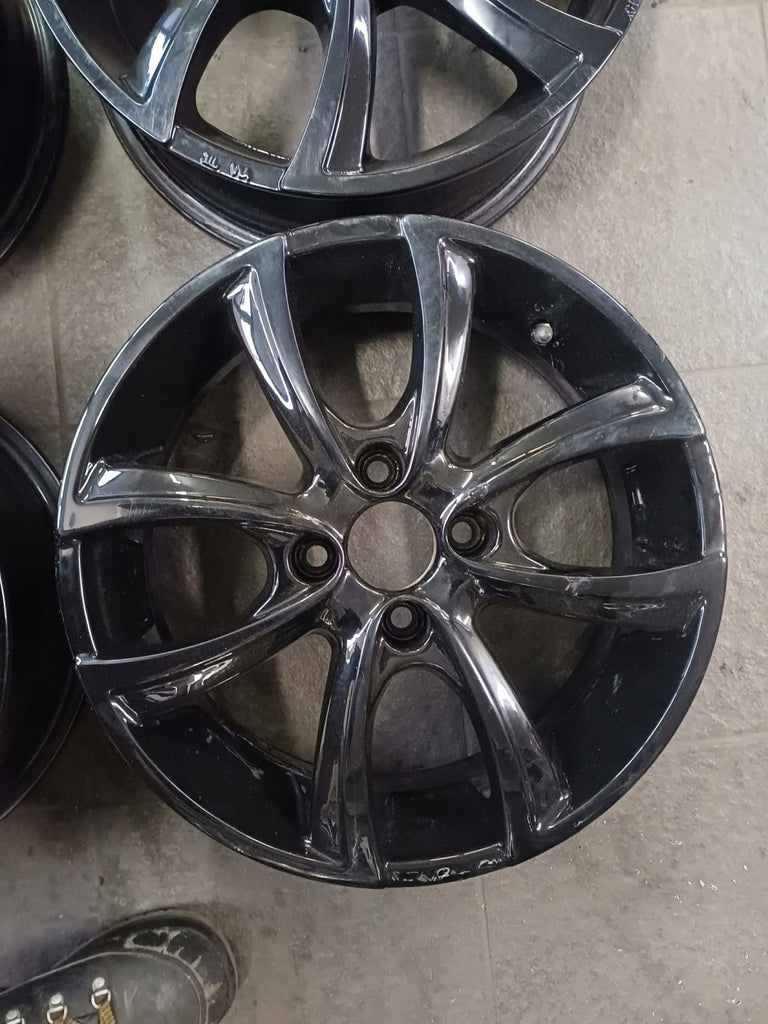4x Alufelge 15 Zoll 5.0" 4x100 32ET Renault Twingo II Fortwo Rim Wheel FEL8470801321rc