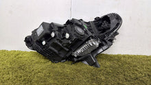 Laden Sie das Bild in den Galerie-Viewer, Frontscheinwerfer Volvo 80000401 LED Links Scheinwerfer Headlight SCH5875599921xb