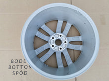 Load image into Gallery viewer, 1x Alufelge 18 Zoll 8.0" 5x112 44ET Glanz Silber 3G0601025H VW Passat B8 FEL8716927484wg